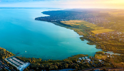 Gy&oacute;gyszermaradv&aacute;nyok szennyezik a Balatont
