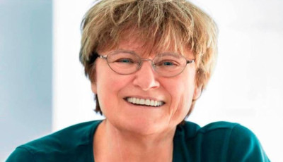 Karik&oacute; Katalin &eacute;s Merkely B&eacute;la is Sz&eacute;chenyi d&iacute;jat kapott