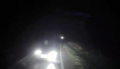 Szembe s&aacute;vban &eacute;jszaka Jut&aacute;n&aacute;l, centinken m&uacute;lt a front&aacute;lis &uuml;tk&ouml;z&eacute;s - VIDE&Oacute;