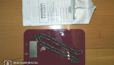 L&aacute;nccal &eacute;s k&eacute;ssel terroriz&aacute;lta csal&aacute;dj&aacute;t egy huszon&eacute;ves r&eacute;szeg f&eacute;rfi