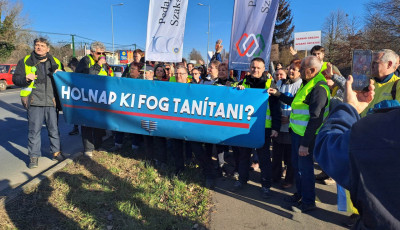 Elkezdőd&ouml;tt a pedag&oacute;gussztr&aacute;jk az iskol&aacute;kban