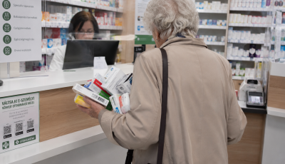 &Aacute;famentess&eacute; teszi a korm&aacute;ny a v&eacute;nyk&ouml;teles gy&oacute;gyszereket