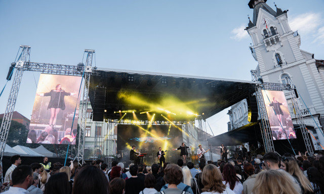 Manuel &eacute;s a Bikini is fell&eacute;p szeptemberben a Rippl-R&oacute;nai fesztiv&aacute;lon
