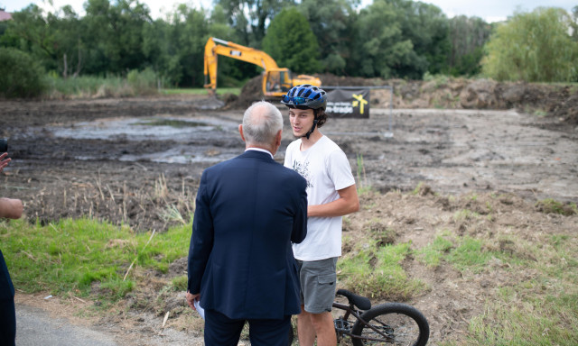 Bőv&uuml;l a biker szekci&oacute; Kaposv&aacute;ron - Pumptrack p&aacute;lya &eacute;p&uuml;l a V&aacute;rosligetben