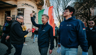 Haz&aacute;nkban a legnagyobb az &eacute;rdeklőd&eacute;s Eur&oacute;p&aacute;ban a politika ir&aacute;nt a fiatalok k&ouml;r&eacute;ben