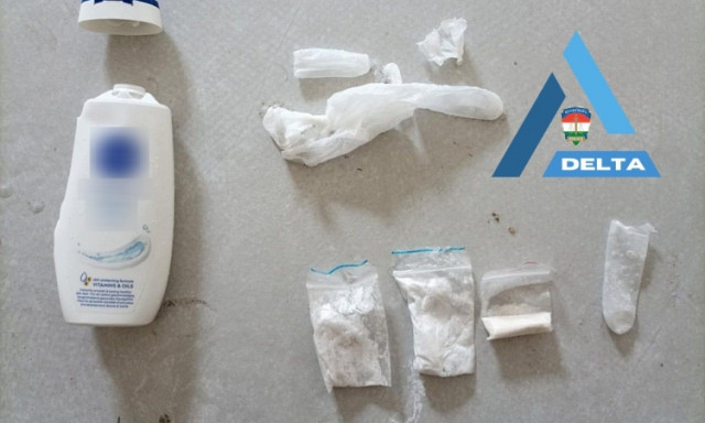 100 adag krist&aacute;llyal fogtak meg h&aacute;rom kaposv&aacute;ri f&eacute;rfit