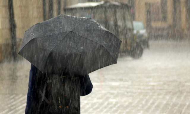 H&eacute;tfőre &eacute;s keddre vesz&eacute;lyjelz&eacute;st adtak ki Somogyra a zivatarok miatt