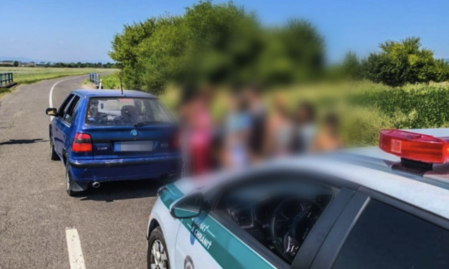 Nem tal&aacute;ln&aacute;d ki h&aacute;ny ember utazott ebben a Skoda Felici&aacute;ban!