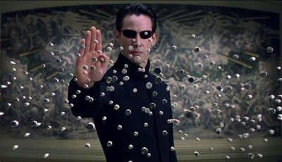 Hivatalos! &Eacute;rkezik a M&aacute;trix 4, Keanu Reeves a fed&eacute;lzeten!