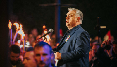 A Kossuth t&eacute;ren tartott besz&eacute;det Orb&aacute;n Viktor, &uacute;j orsz&aacute;gj&aacute;r&aacute;s&aacute;nak első &aacute;llom&aacute;s&aacute;n - GAL&Eacute;RIA