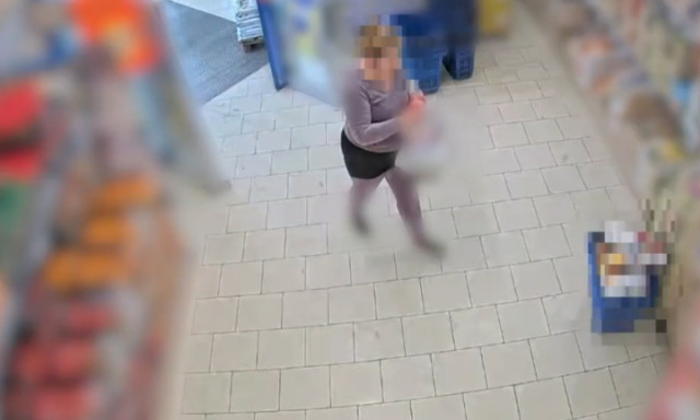 Fi&aacute;val is j&aacute;rt lopni, &ouml;t kaposv&aacute;ri &uuml;zletben porty&aacute;zott - VIDE&Oacute;