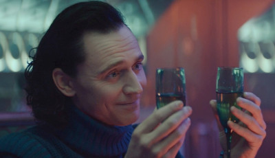 A Marvel bejelentette az első, ny&iacute;ltan biszexu&aacute;lis szuperhős&eacute;t