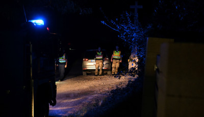 Egy rendőr &eacute;s az elk&ouml;vető meghalt, t&ouml;bben pedig megs&eacute;r&uuml;ltek az esztergomi robbant&aacute;sban