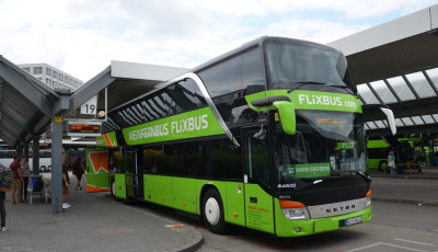 K&uuml;lf&ouml;ldre menn&eacute;l? A FlixBus &uacute;jra k&ouml;zlekedteti nemzetk&ouml;zi j&aacute;ratait Magyarorsz&aacute;gon