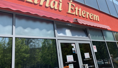 A K&iacute;nai &Eacute;tterem &uacute;gy d&ouml;nt&ouml;tt, hogy ők bizony nyitnak m&aacute;jus elej&eacute;n Kaposv&aacute;ron