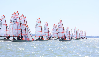 A Balaton ad otthont a 29er vitorl&aacute;s Eur&oacute;pa-bajnoks&aacute;gnak j&ouml;vőre