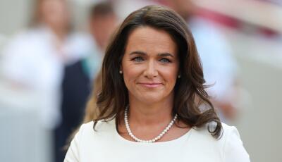 Nov&aacute;k Katalin egy szegedi fesztiv&aacute;lon tűnt fel a h&eacute;tv&eacute;g&eacute;n - okos edzőg&eacute;pen tartott bemutat&oacute;t