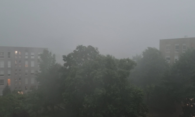 Az &eacute;v ezen időszak&aacute;ban mindig lecsap egy hasonl&oacute;, szerd&aacute;n &iacute;gy &eacute;rkezett hozz&aacute;nk a vihar - VIDE&Oacute;