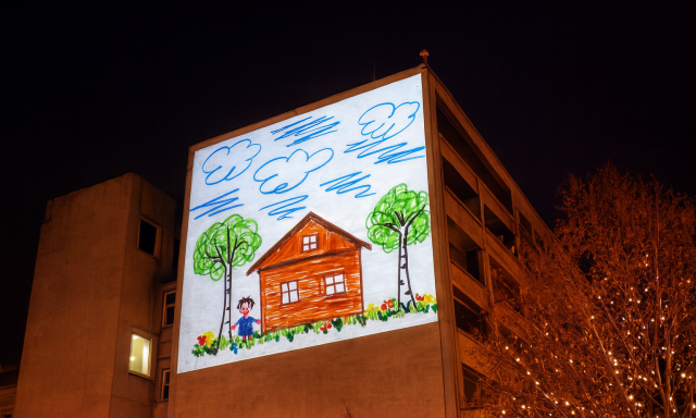 Id&eacute;n is f&eacute;nybe borulnak a gyerekrajzok Kaposv&aacute;ron &ndash; Itt a menetrend, hogy le ne k&eacute;sd a lurk&oacute; vet&iacute;t&eacute;s&eacute;t!