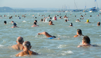 Elindult a nevez&eacute;s az idei Balaton-&aacute;t&uacute;sz&aacute;sra