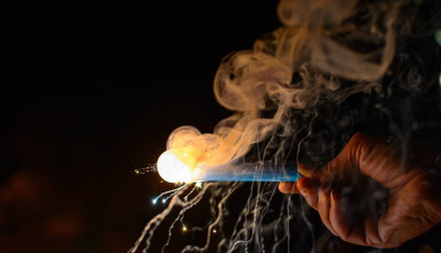 Tűzij&aacute;t&eacute;kkal lőtte ki a szem&eacute;t egy 12 &eacute;ves zirci fi&uacute;