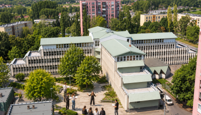 &Uacute;j lehetős&eacute;get k&iacute;n&aacute;l a Gyakorl&oacute; &ndash; Sz&iacute;n&eacute;szk&eacute;pz&eacute;s indul a k&ouml;vetkező tan&eacute;vtől