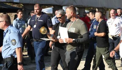 Ez&uuml;st&eacute;rmet szereztek a somogyi rendőr&ouml;k az orsz&aacute;gos lőversenyen