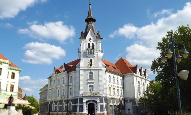 P&eacute;nteken &uuml;gyf&eacute;lfogad&aacute;si sz&uuml;net lesz kaposv&aacute;ri V&aacute;rosh&aacute;z&aacute;n