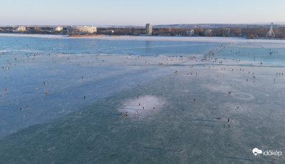 Elmarad a h&eacute;tv&eacute;gi Balaton-&aacute;tcs&uacute;sz&aacute;s