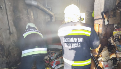 Tűz volt egy nagybajomi lak&oacute;h&aacute;z kaz&aacute;nh&aacute;z&aacute;ban