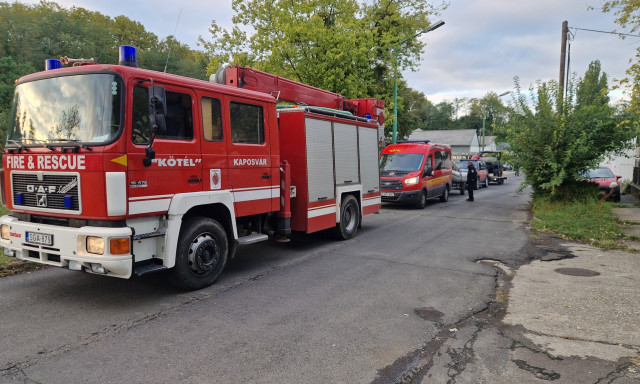 A K&Ouml;T&Eacute;L csapata is seg&iacute;t az &aacute;rv&iacute;zzel fenyegetett ter&uuml;leteken