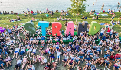Zam&aacute;rdi offolt, Balatonvil&aacute;goson lesz id&eacute;n a Strand Fesztiv&aacute;l