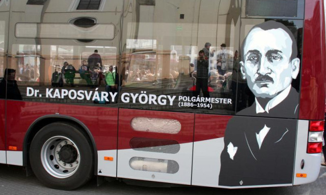 Megvan az &ouml;t &uacute;j n&eacute;v, melyek kaposv&aacute;ri buszokon figyelnek majd!