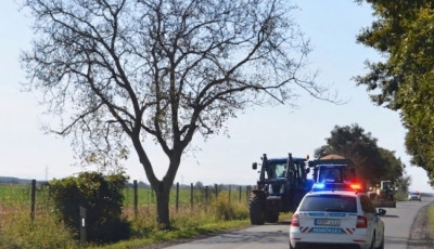 Somogyban is megkezdőd&ouml;tt a ny&aacute;ri betakar&iacute;t&aacute;s, vezessetek t&uuml;relemmel!