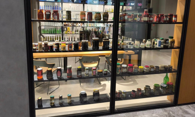 Mutatjuk milyen term&eacute;keket k&eacute;sz&iacute;tenek majd a kaposv&aacute;ri &uuml;veggy&aacute;rban