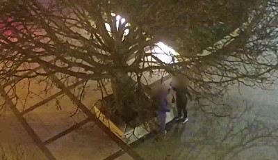 Nem j&ouml;tt &ouml;ssze a p&aacute;sztor&oacute;ra, erőszakkal vette vissza a p&eacute;nzt a prostit&oacute;l