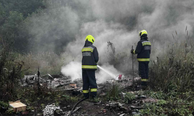 H&aacute;ztart&aacute;si hullad&eacute;k tűzh&ouml;z riasztott&aacute;k kedd reggel a kaposv&aacute;ri tűzolt&oacute;kat