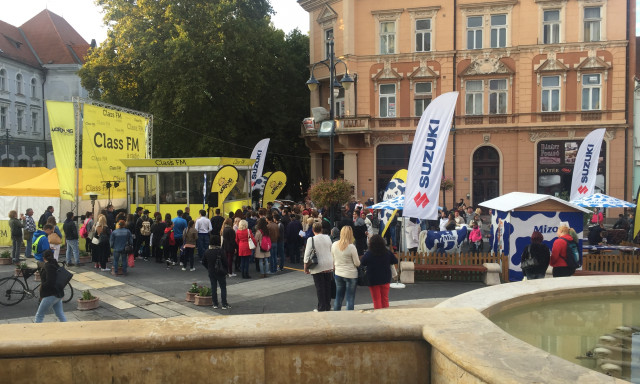 D&uuml;b&ouml;r&ouml;g a Morning Show a Kossuth t&eacute;rről!