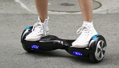 A rollerek r&eacute;szben, a hoverboardok egy&aacute;ltal&aacute;n nem feleltek meg a term&eacute;kbiztons&aacute;gi elő&iacute;r&aacute;soknak