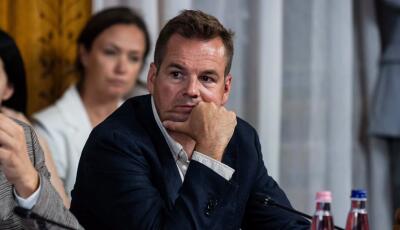N&eacute;meth Bal&aacute;zs kiakadt, ami&eacute;rt Pog&aacute;ny Indul&oacute; koncertj&eacute;t leadta az M1