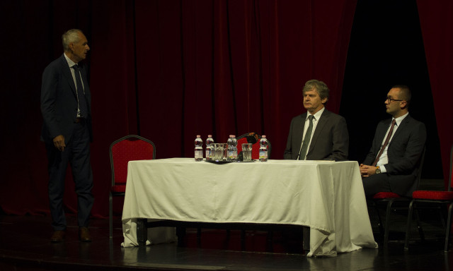 V&aacute;ratlan h&iacute;r: F&uuml;l&ouml;p P&eacute;ter veszi &aacute;t R&aacute;t&oacute;ti hely&eacute;t a Csiky &eacute;l&eacute;n