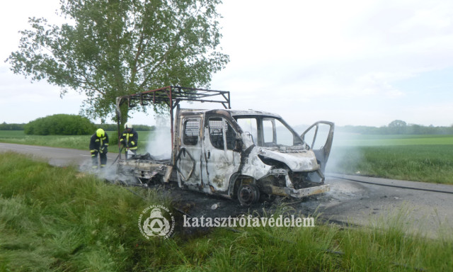 Kisteheraut&oacute; &eacute;gett a 6701-es &uacute;ton