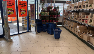 Visszat&eacute;rtek a kosarak a kaposv&aacute;ri Lidl &uuml;zlet&eacute;be