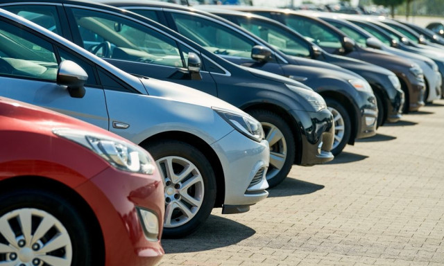 Tov&aacute;bb emelkedtek az &aacute;rak a haszn&aacute;ltaut&oacute;-piacon