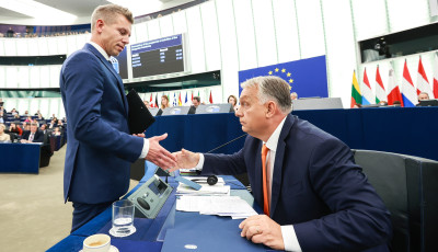 21 Kutat&oacute;k&ouml;zpont: h&aacute;romszor annyian szavazn&aacute;nak most a Tisz&aacute;ra, mint a Fideszre