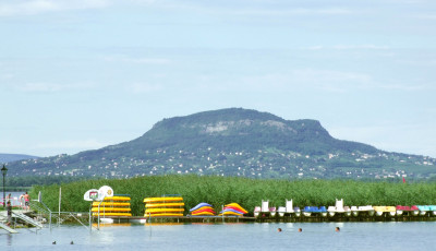 Ez sem dob ki mag&aacute;b&oacute;l - M&aacute;r 29 fokos a Balaton vize