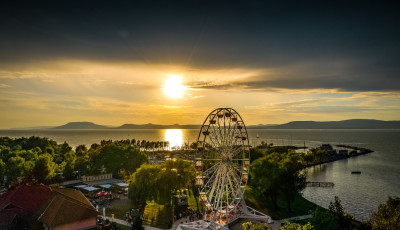 Balatonlelle a legkedveltebb balatoni &uacute;tic&eacute;lok k&ouml;z&ouml;tt szerepelt id&eacute;n ny&aacute;ron