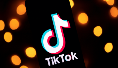 Szigor&iacute;t a TikTok - A 13-17 &eacute;veseket komolyabban korl&aacute;tozz&aacute;k