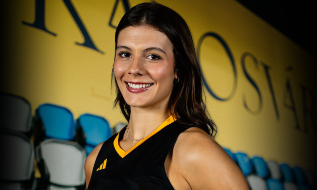 Egy brazil l&aacute;ny a KHG KNRC első l&eacute;gi&oacute;sa