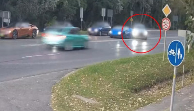 K&ouml;zt&eacute;ri kamera r&ouml;gz&iacute;tette a front&aacute;lis balesetet - VIDE&Oacute;
